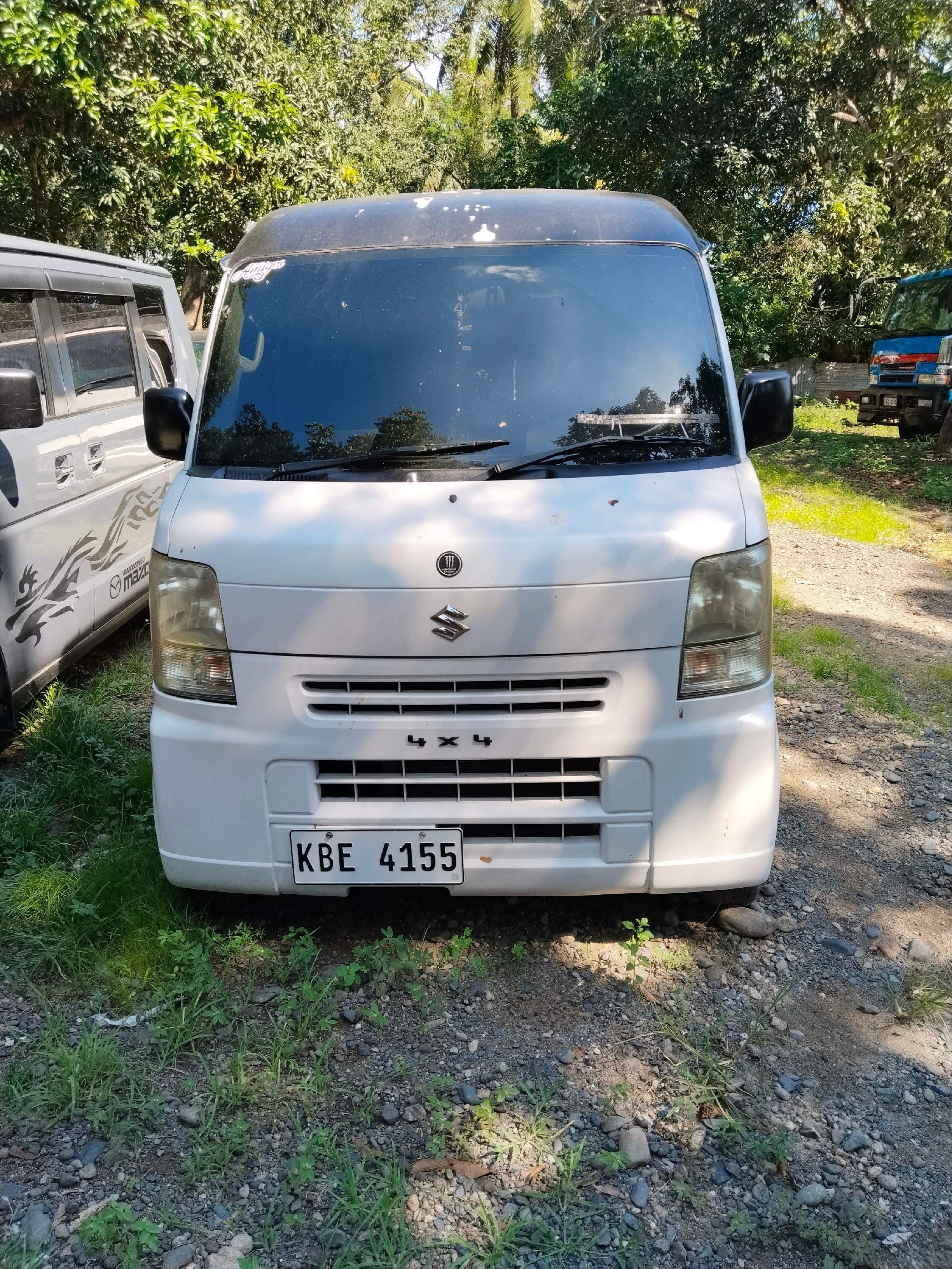 SUZUKI MINI VAN 4X4